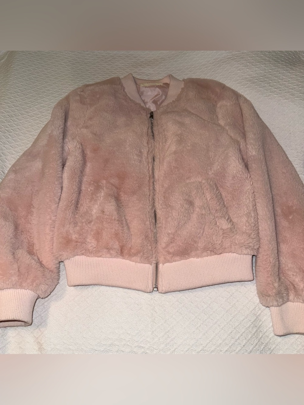 iris Plush Faux Fur Bomber Jacket in Dusty Pink